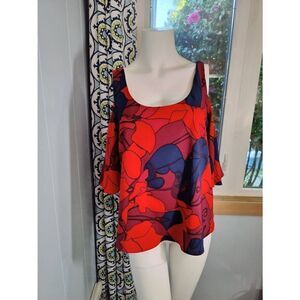 Peter Nygard Shoulderless Top